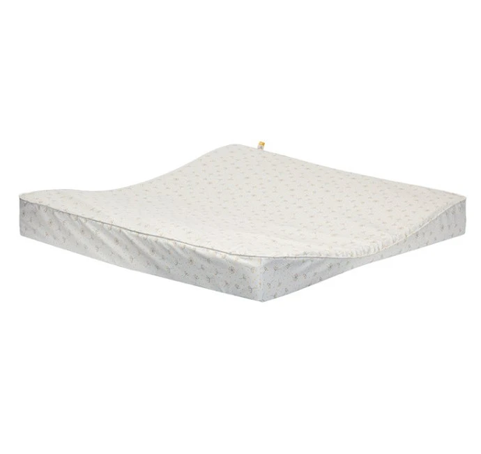 Bébé-jou Bebe-Jou Wish Grey 77 X 74 Cm Aankleedkussen 6804062 3 Bébé-jou Bebe-Jou Wish Grey 77 X 74 Cm Aankleedkussen 6804062