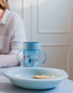 Suavinex Forest Blauw 360° Drinkbeker Met Handvatten SXZFEE070157 -Babyverzorging Winkel Suavinex Forest Blauw 360 Drinkbeker met Handvatten SXZFEE070157 4