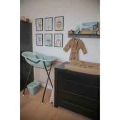 MamaLoes Stone Green Badset Incl. Witte Badstandaard 36 MamaLoes Stone Green Badset Incl. Witte Badstandaard -Babyverzorging Winkel badstof nougat 03 10