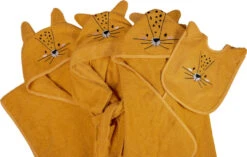 Blush & Blossom Leopard Lenny Badstof Badcape TR-BB4204 -Babyverzorging Winkel blush blossom leopard lenny badcape bathrobe bibs poncho 1 1 1