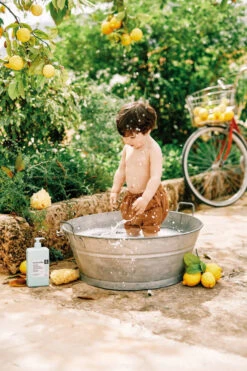 Suavinex Baby 750ml Syndet Zeepvrije Gel & Shampoo SXZCOS066907 -Babyverzorging Winkel suavinex baby syndet zeepvrije gel en shampoo sfeer 2